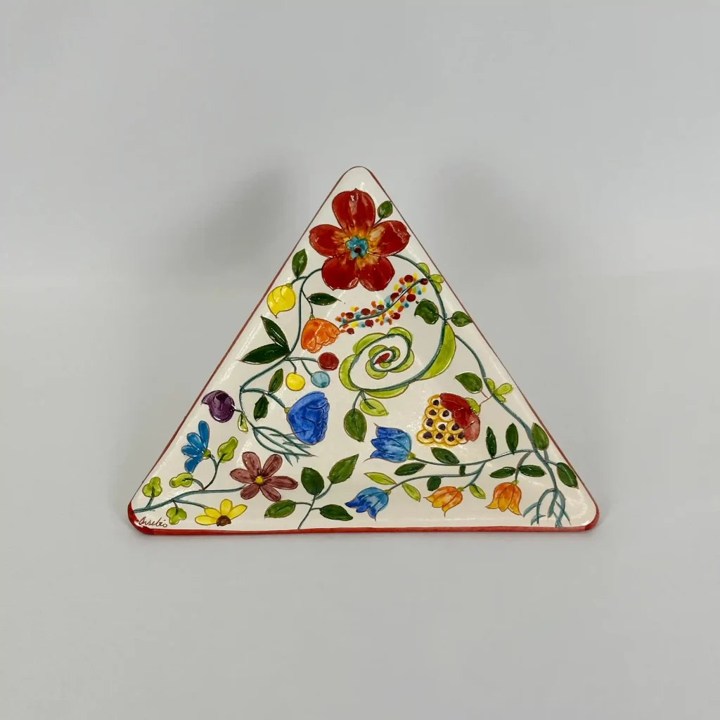 Triángulo de la serie Flor de Primavera